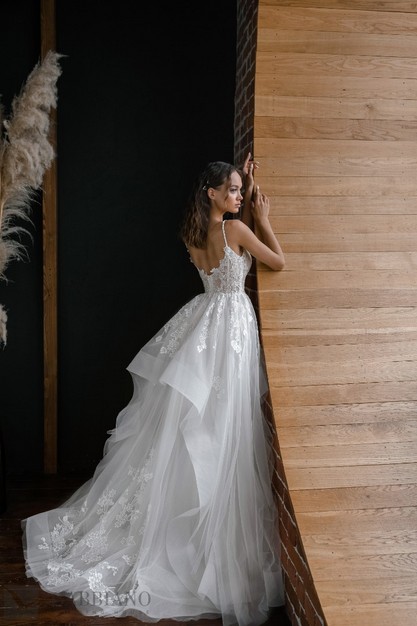 Gabbiano. Свадебное платье Версаль. Коллекция Belle 